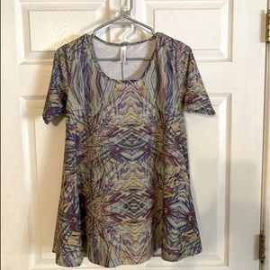 Perfect tee by LuLaRoe